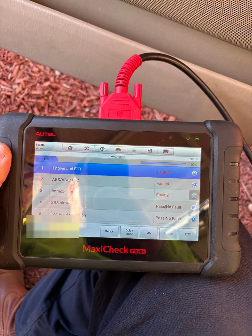 Auto scan running on a Toyota — Hemet, CA